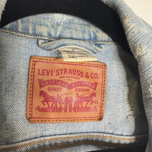 LEVI’S | Distressed Denim Vest with Evil Eye Pattern - M - Picture 13 of 13
